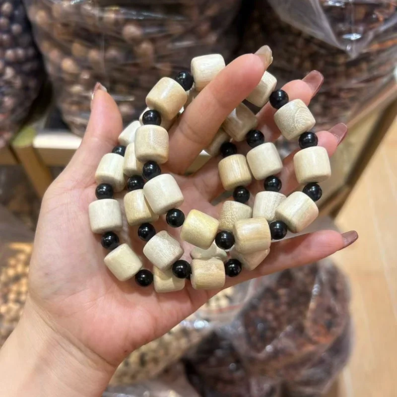 Camphor wood barrel beads sales promotion, fan welfare product, practical for home use and portable
Camphor wood barrel beads sales promotion, fan welfare product, practical for home use and portable