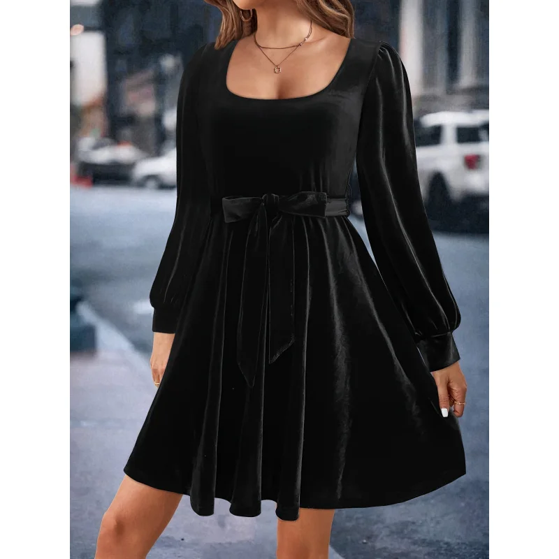 2025 New Elegant Velvet Square Collar Easy Matching Waisted Slim Fit Stretch Long Sleeve Women Dress C001
2025 New Elegant Velvet Square Collar Easy Matching Waisted Slim Fit Stretch Long Sleeve Women Dress C001