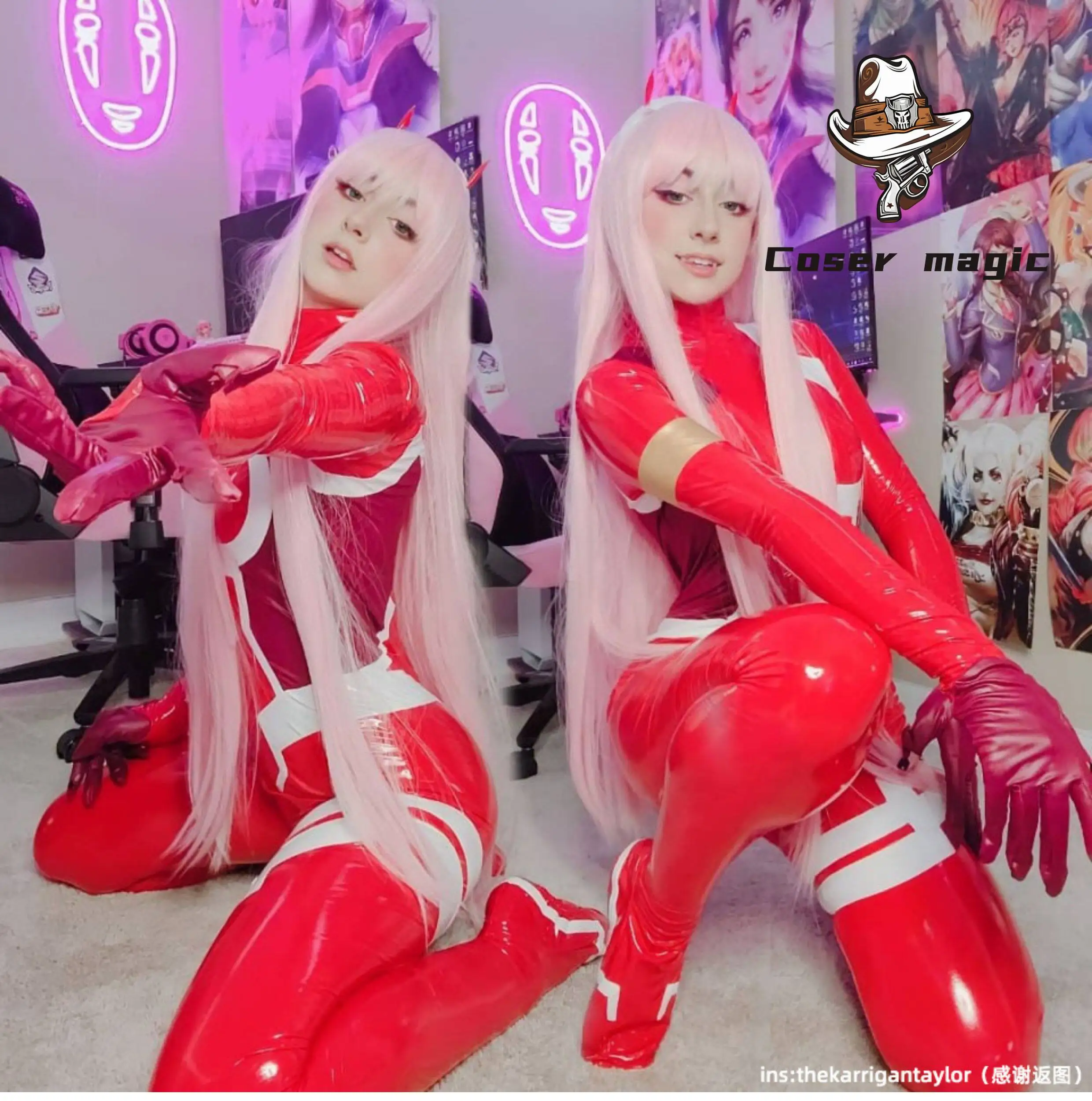 Anime DARLING in the FRANXX 002 Cosplay Costume Wig Zero Two 02 jumpsuits Halloween Christmas Women's sexy red leather uniform
Anime DARLING in the FRANXX 002 Cosplay Costume Wig Zero Two 02 jumpsuits Halloween Christmas Women's sexy red leather uniform