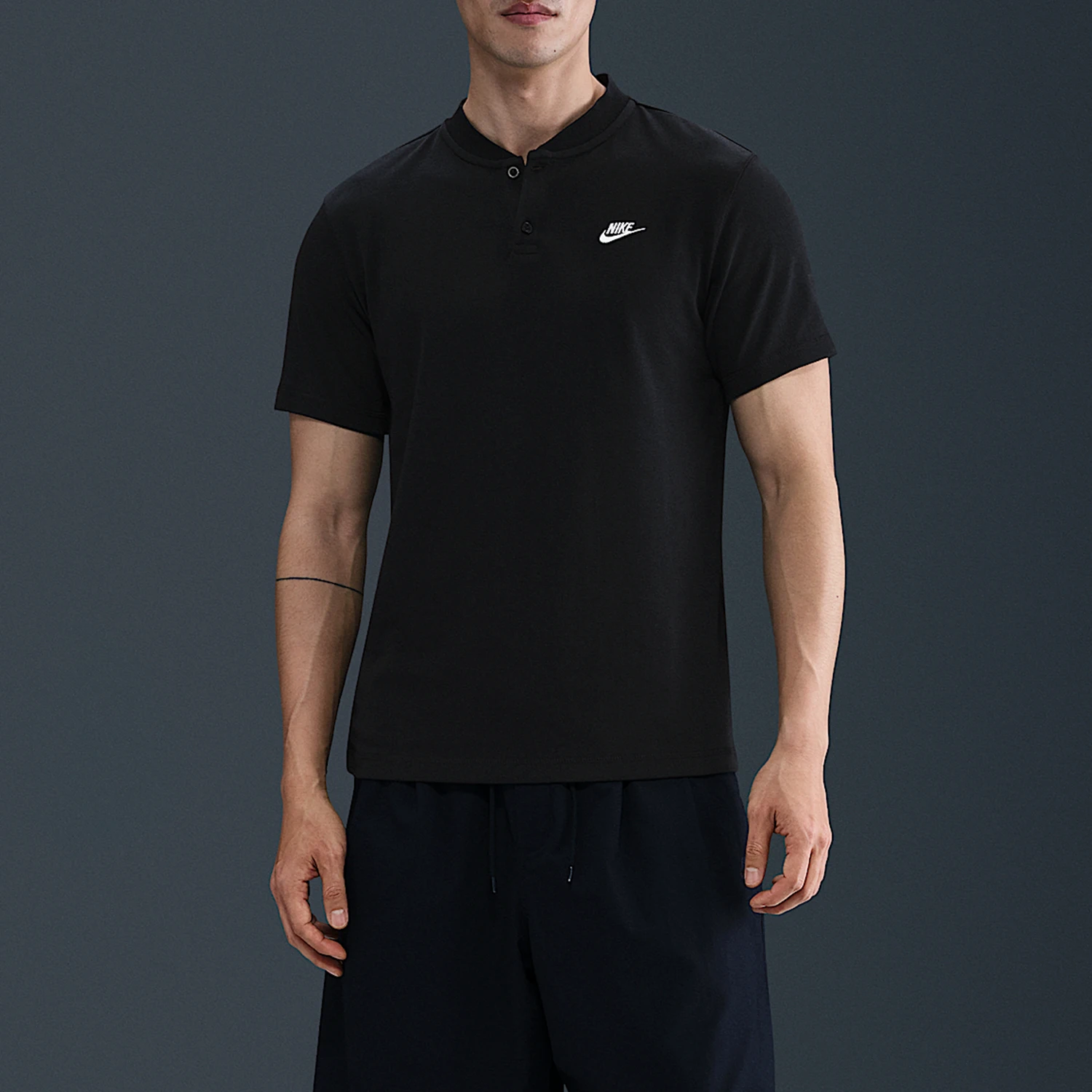 Nike Genuine 2025 Summer Men's Breathable Knit Sports Polo Shirt HQ5975-010
Nike Genuine 2025 Summer Men's Breathable Knit Sports Polo Shirt HQ5975-010