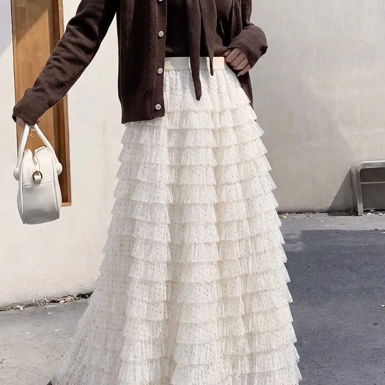 Spring 2026 High Waist White Lace Half Skirt Women's A-Line Cake Skirt Slimming Fluffy Long Fairy Skirt Casual Style Polyeste...
Spring 2026 High Waist White Lace Half Skirt Women's A-Line Cake Skirt Slimming Fluffy Long Fairy Skirt Casual Style Polyeste...