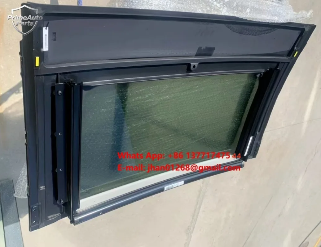 W213 W205 W206 W253 Car Windows Front Roof Sunroof Assembly with Sliding Sunroof Frame
W213 W205 W206 W253 Car Windows Front Roof Sunroof Assembly with Sliding Sunroof Frame