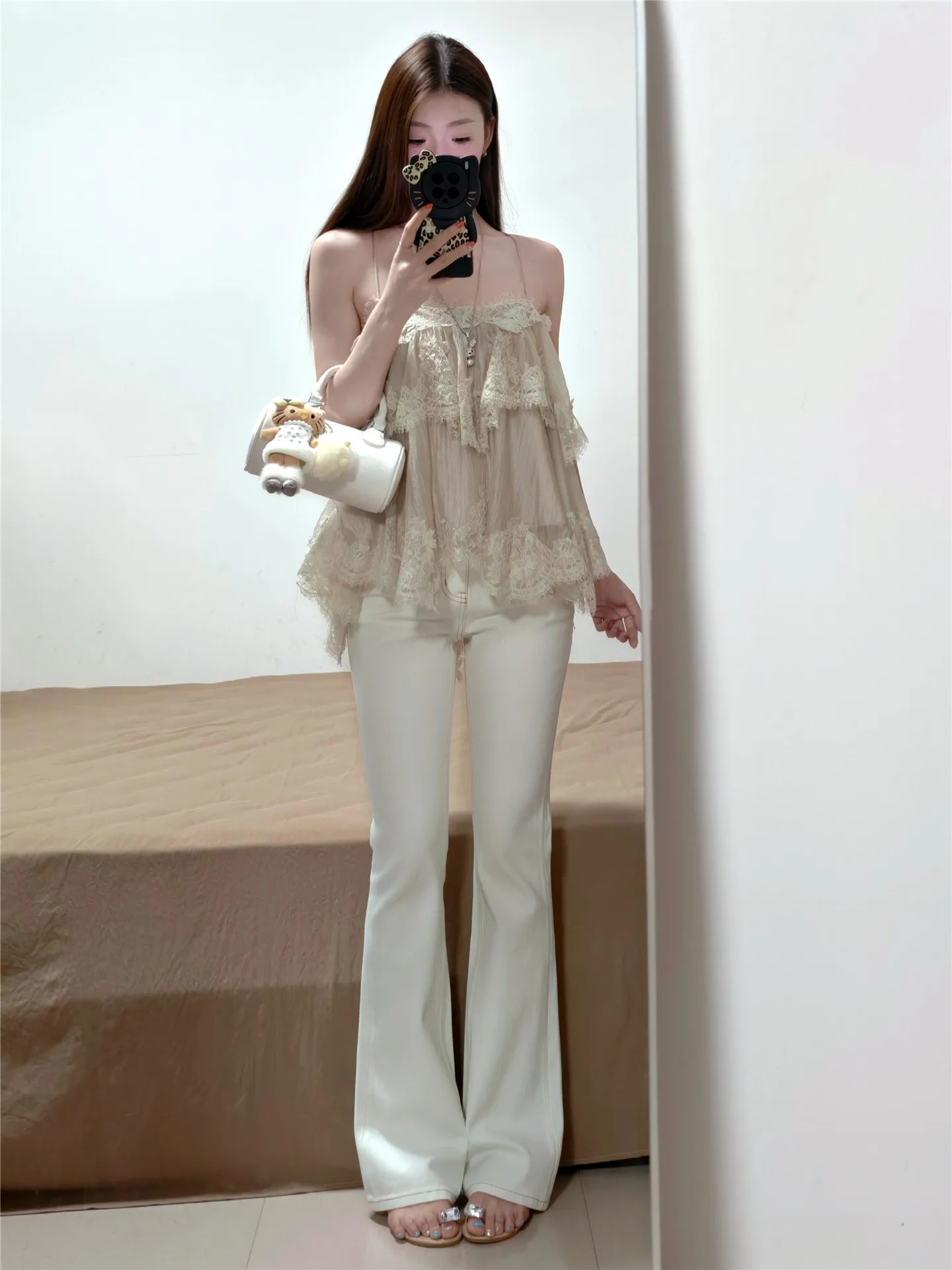 High Waist Flared Jeans Women's Summer Slim Fit Elastic Butt Lifting Casual Floor-Length Pants Cotton Soft Zipper Closure
High Waist Flared Jeans Women's Summer Slim Fit Elastic Butt Lifting Casual Floor-Length Pants Cotton Soft Zipper Closure