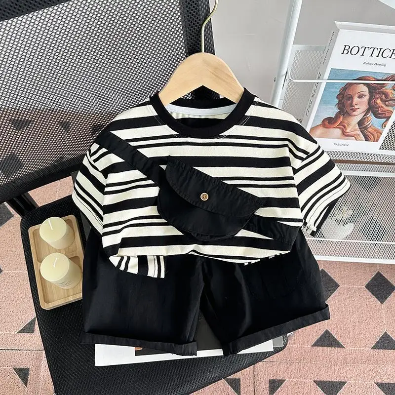 Baby Girls Suits Summer Thin Set Children Clothes Foreign Short Sleeve T-shirt Summer Two-piece Set Korean Simple Style Fashion
Baby Girls Suits Summer Thin Set Children Clothes Foreign Short Sleeve T-shirt Summer Two-piece Set Korean Simple Style Fashion