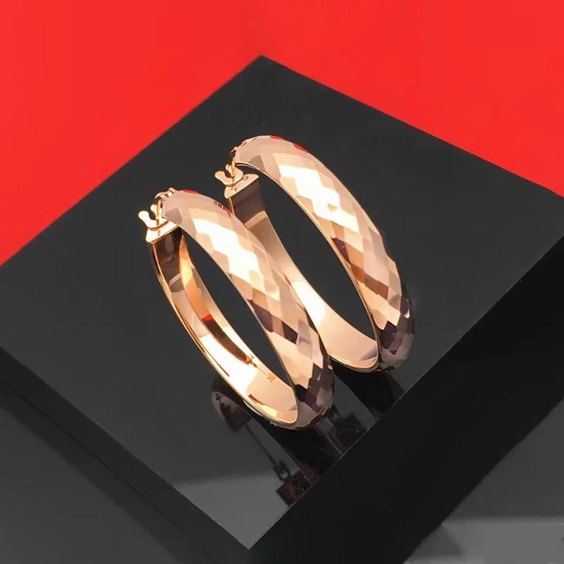 585 Purple Gold Prism luster earrings for women Plated 14K Rose Gold Hoop Earring Classic Charm Banquet Party Jewelry Gift
585 Purple Gold Prism luster earrings for women Plated 14K Rose Gold Hoop Earring Classic Charm Banquet Party Jewelry Gift