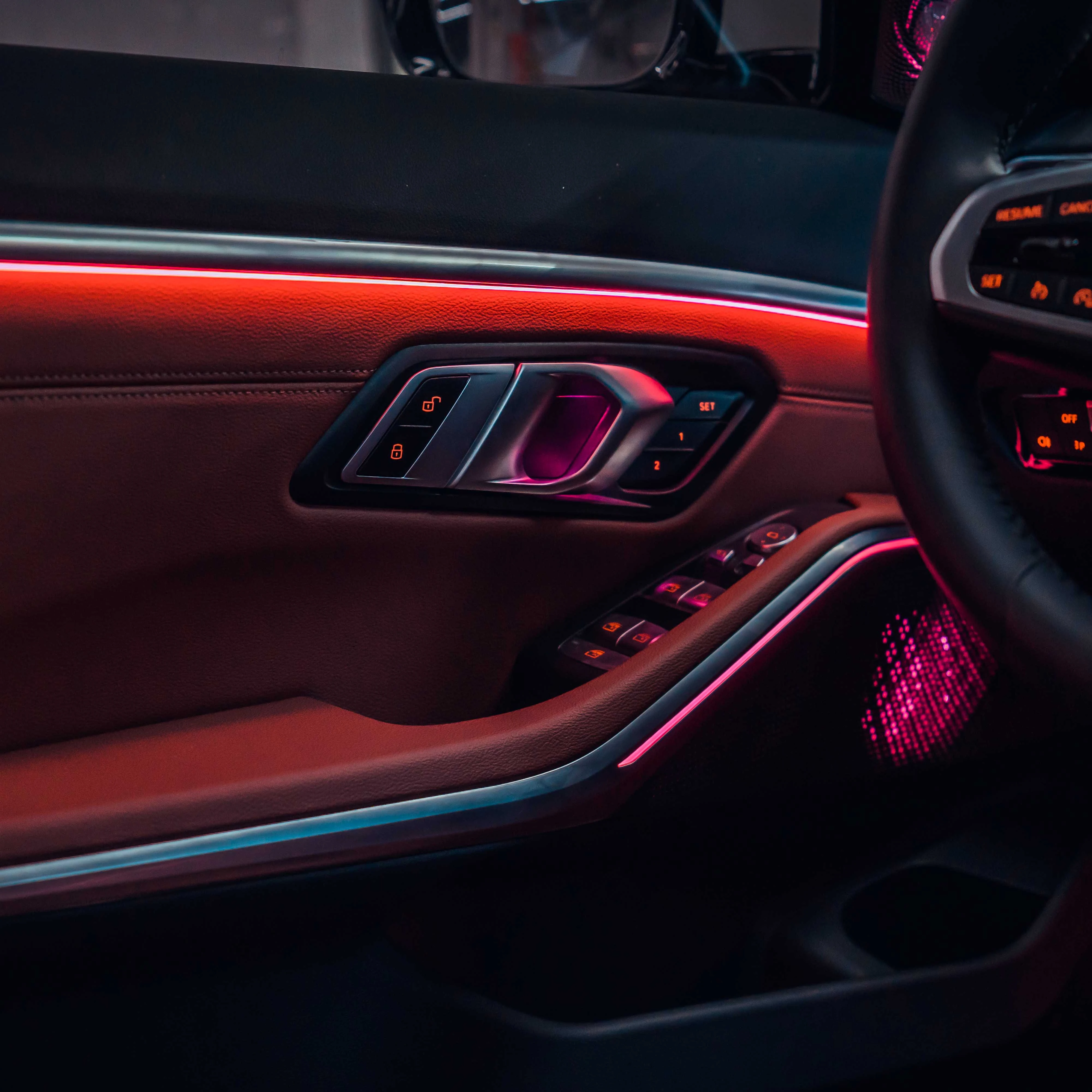 LED Interior Atmosphere Light Kit Car Ambient Lights LED Multi Colors For BMW G20 3 Series 330i
LED Interior Atmosphere Light Kit Car Ambient Lights LED Multi Colors For BMW G20 3 Series 330i