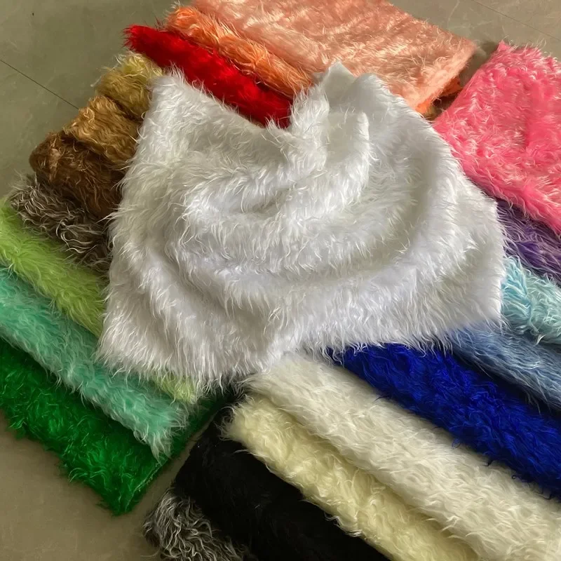 White Pointed Curly Plush Fabric Fur Shooting Background Decorative Toy Animal Costume Hairy Monster Mask Plush Fabric
White Pointed Curly Plush Fabric Fur Shooting Background Decorative Toy Animal Costume Hairy Monster Mask Plush Fabric