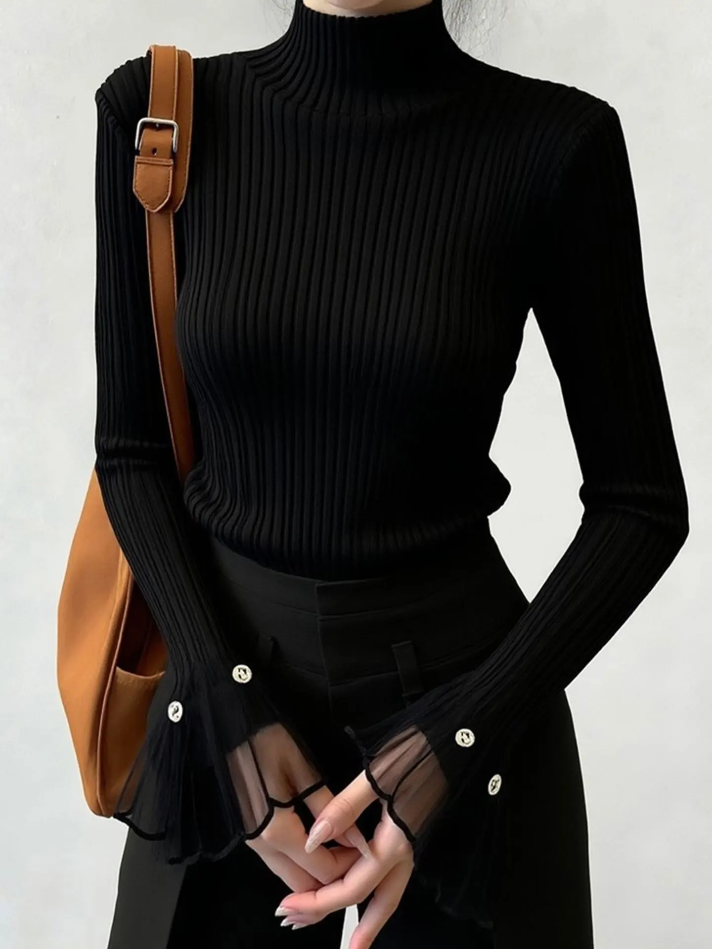 Вязаный свитер Ele с рукавами-колокол и декоративными вставками, облегающий, удобный, модный женский топ для весны
Вязаный свитер Ele с рукавами-колокол и декоративными вставками, облегающий, удобный, модный женский топ для весны