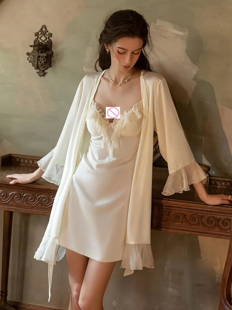 Sexy Deep V Backless Braided Silk Sleepwear Set with Chest Pad And Robe Home Clothes X6665 Spicy Backless Sleep Dress
Sexy Deep V Backless Braided Silk Sleepwear Set with Chest Pad And Robe Home Clothes X6665 Spicy Backless Sleep Dress