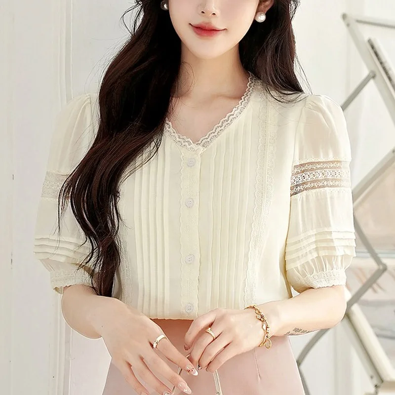 2025 Summer Fashion Short Sleeve Elegant Women Shirt V-Neck Apricot Sweet Shirts Blouse Women Tops Camisas De Mujer Blusas N598
2025 Summer Fashion Short Sleeve Elegant Women Shirt V-Neck Apricot Sweet Shirts Blouse Women Tops Camisas De Mujer Blusas N598