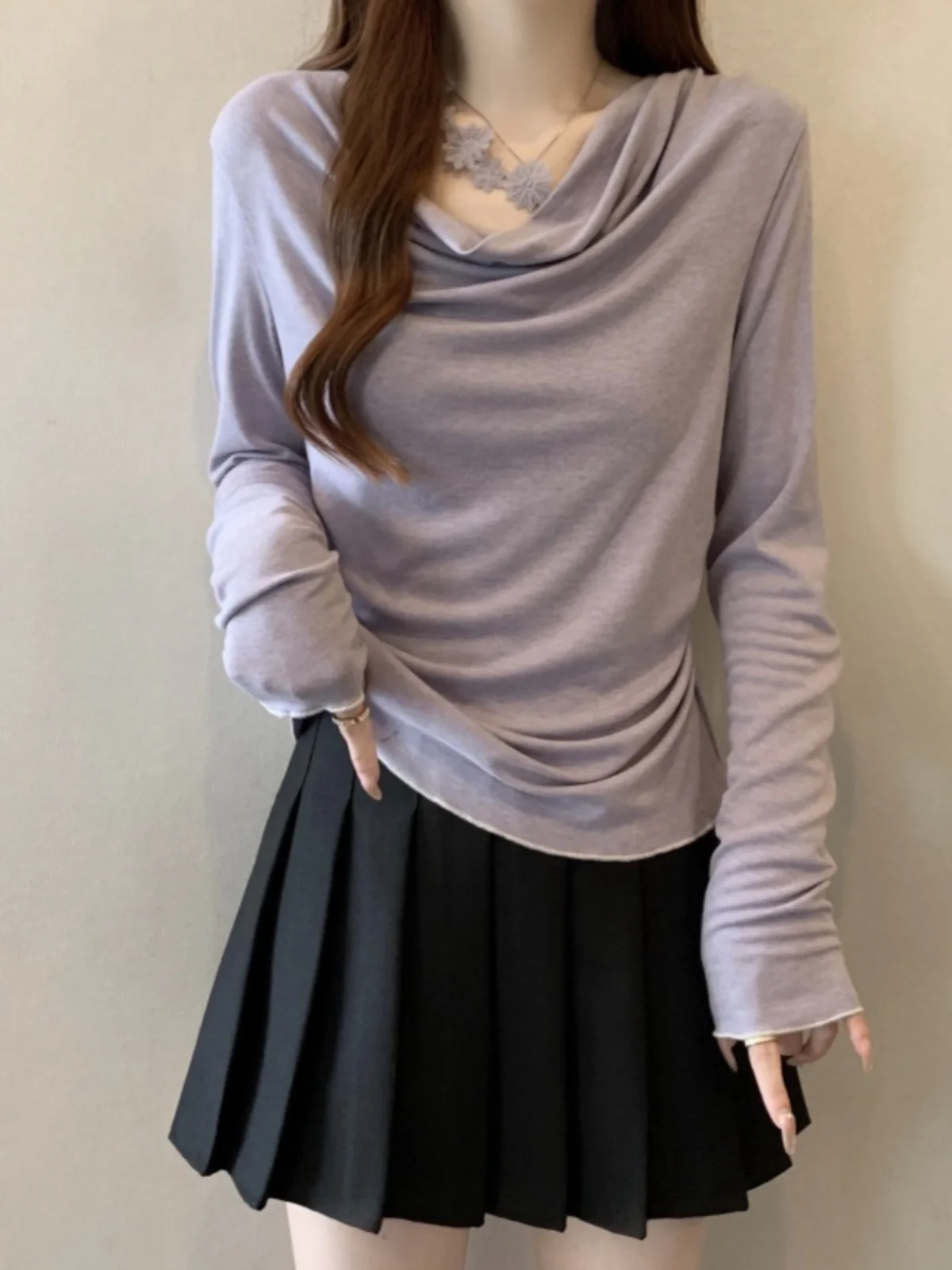 Purple Long Sleeve Knitted T-Shirt Women's Early Spring 2026 plus Size Unique Personality Hanging Neck Design Korean Style Top
Purple Long Sleeve Knitted T-Shirt Women's Early Spring 2026 plus Size Unique Personality Hanging Neck Design Korean Style Top