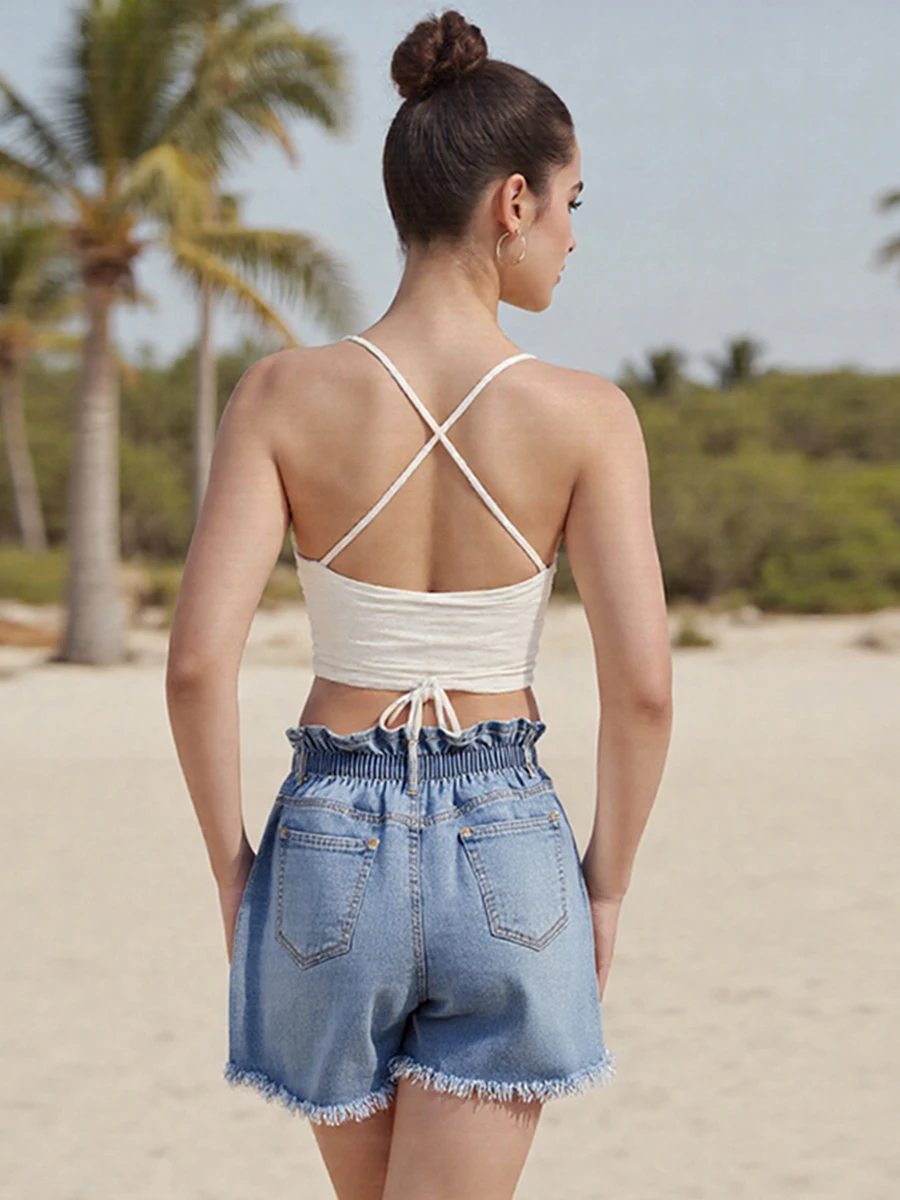 High Waisted Distressed Denim Shorts with Frayed Hem and Side Slit Detail Vintage Washed Jean Shorts for Women Casual Beachwear
High Waisted Distressed Denim Shorts with Frayed Hem and Side Slit Detail Vintage Washed Jean Shorts for Women Casual Beachwear