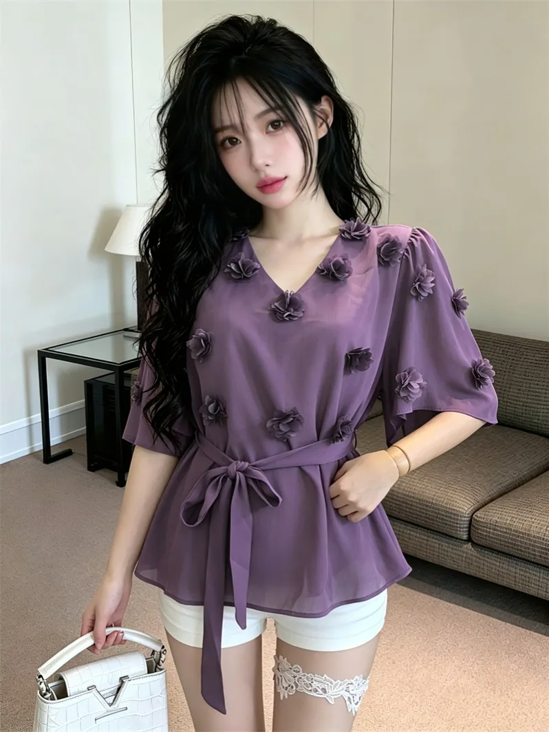 Women's V-neck Chiffon Top Slimming Loose Short Sleeve Floral 3D Design Summer Fashion Gentle Style Belted Waist Tunic
Women's V-neck Chiffon Top Slimming Loose Short Sleeve Floral 3D Design Summer Fashion Gentle Style Belted Waist Tunic