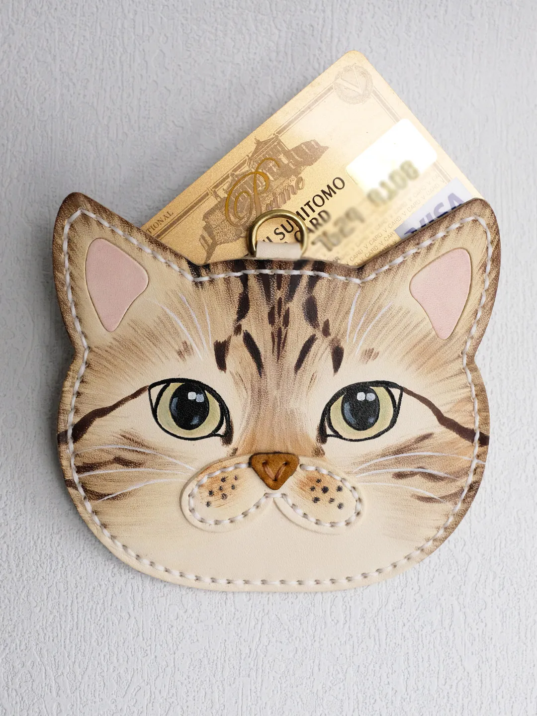 Handmade genuine leather hand-dyed and painted wax thread sewn cat card bag card set lovely vegetable tanned cowhide customized
Handmade genuine leather hand-dyed and painted wax thread sewn cat card bag card set lovely vegetable tanned cowhide customized