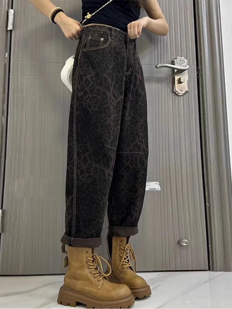 plus Size American Style Leopard Print Wide Leg Jeans Women's High Waist Straight Cut Loose Slimming Spring Autumn Denim Pants
plus Size American Style Leopard Print Wide Leg Jeans Women's High Waist Straight Cut Loose Slimming Spring Autumn Denim Pants