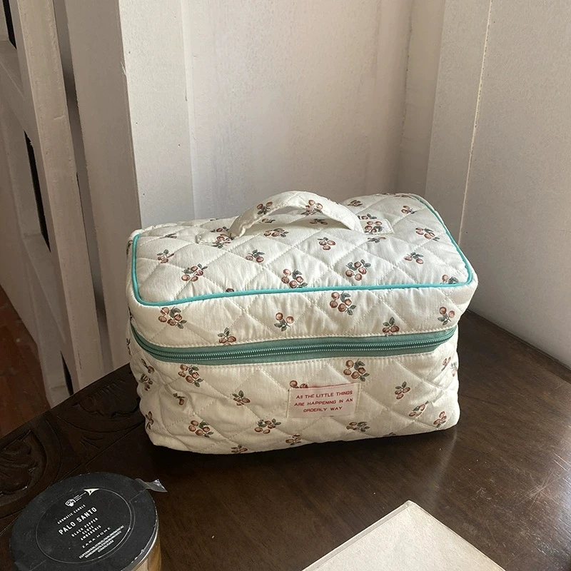 Hylhexyr Women Quilted Cotton Berry Makeup Bag Toiletry Bags Large Capacity Storage Bag With Zipper For Girls
Hylhexyr Women Quilted Cotton Berry Makeup Bag Toiletry Bags Large Capacity Storage Bag With Zipper For Girls