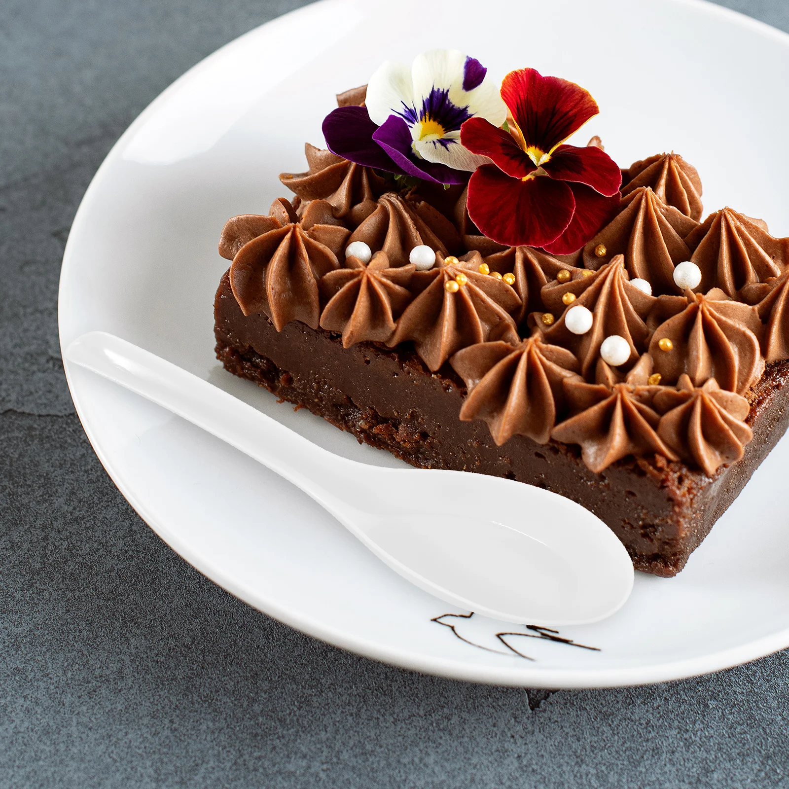 60Pcs Disposable Food Grade Plastic Spoons Clear Lightweight Cutlery for Fast Food Restaurants Parties Camping
60Pcs Disposable Food Grade Plastic Spoons Clear Lightweight Cutlery for Fast Food Restaurants Parties Camping