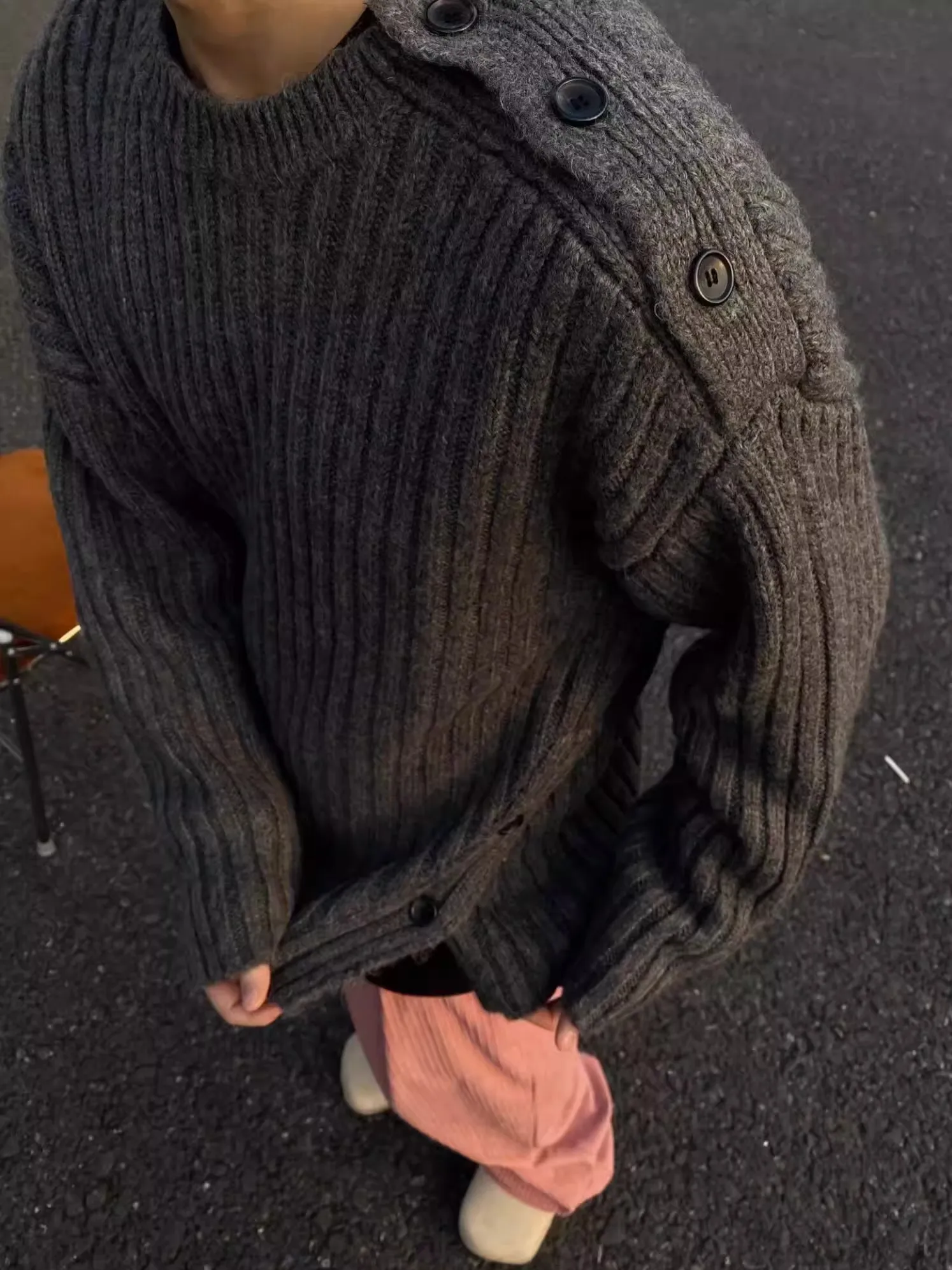 Cleanfit Deep ey round Ne Lazy Sle Knitted Sweater Men's Autumn Winter American Retro Design High-End Feeling Casual Wear
Cleanfit Deep ey round Ne Lazy Sle Knitted Sweater Men's Autumn Winter American Retro Design High-End Feeling Casual Wear