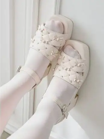 2026 Summer Japanese Sweet Girl Bow Rhinestone One-word Buckle with Square Head Platform Sandals Daily Versatile Women's Shoes
2026 Summer Japanese Sweet Girl Bow Rhinestone One-word Buckle with Square Head Platform Sandals Daily Versatile Women's Shoes