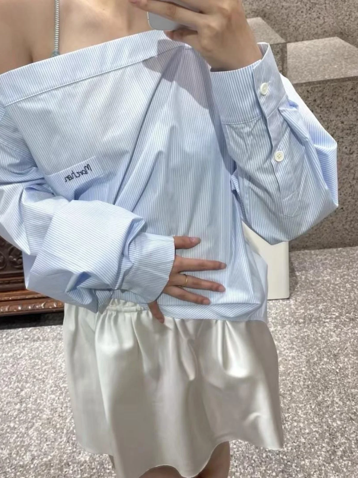 White Holiday Series Pleated Short Skirt Women's Fashion Sweet Style A-Line Skirt mid Waist Design Three-acetate Fiber
White Holiday Series Pleated Short Skirt Women's Fashion Sweet Style A-Line Skirt mid Waist Design Three-acetate Fiber