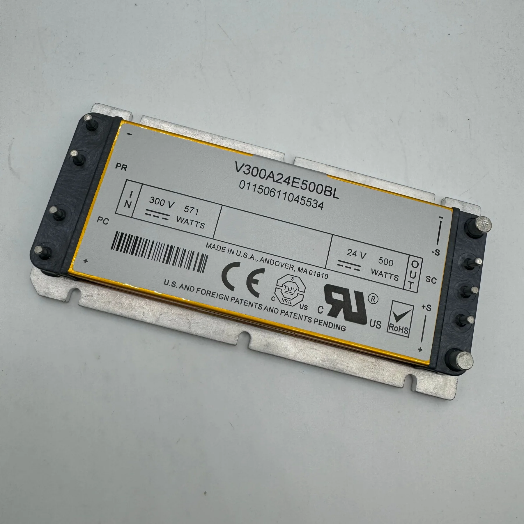 1 шт. V300A24E500BL модуль питания DC-DC новый 100% гарантия качества
1 шт. V300A24E500BL модуль питания DC-DC новый 100% гарантия качества