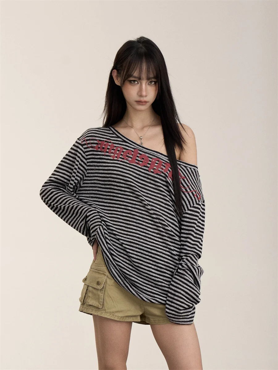 Onlpp American Retro Striped Long Sleeve T-Shirt Women Loose Slimming Casual Top Letter Print Diagonal Shoulder Design
Onlpp American Retro Striped Long Sleeve T-Shirt Women Loose Slimming Casual Top Letter Print Diagonal Shoulder Design