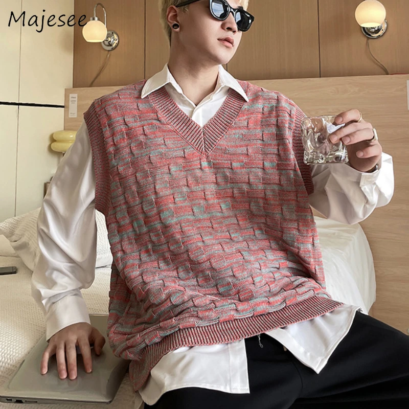 Men Sweater Vest Harajuku V-neck Vintage Korean Fashion Y2 Clothes Couple Knitwear American Retro Autumn Spring Streetwear Chic
Men Sweater Vest Harajuku V-neck Vintage Korean Fashion Y2 Clothes Couple Knitwear American Retro Autumn Spring Streetwear Chic