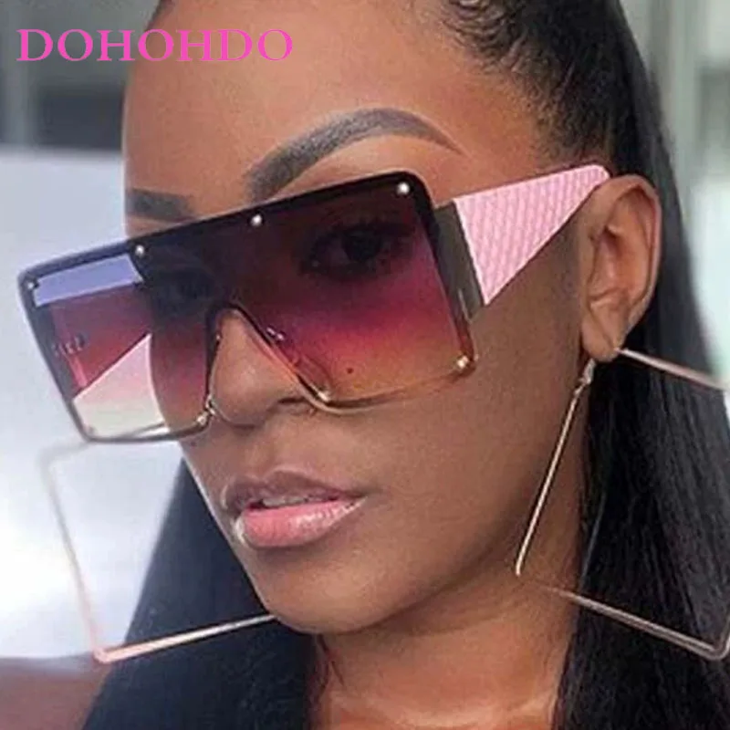 Square Luxury Brand Design Senior Feeling Oversized One Piece Sunglasses Women Trends Vintage Outdoors Travel Sunglass Man UV400
Square Luxury Brand Design Senior Feeling Oversized One Piece Sunglasses Women Trends Vintage Outdoors Travel Sunglass Man UV400