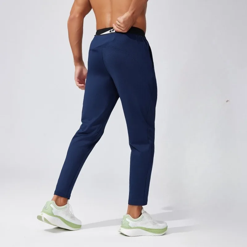 Men's Loose-fit Outdoor Running Fitness Sweatpants Large Size Knit Casual Sports Pants New in Autumn and Winter
Men's Loose-fit Outdoor Running Fitness Sweatpants Large Size Knit Casual Sports Pants New in Autumn and Winter