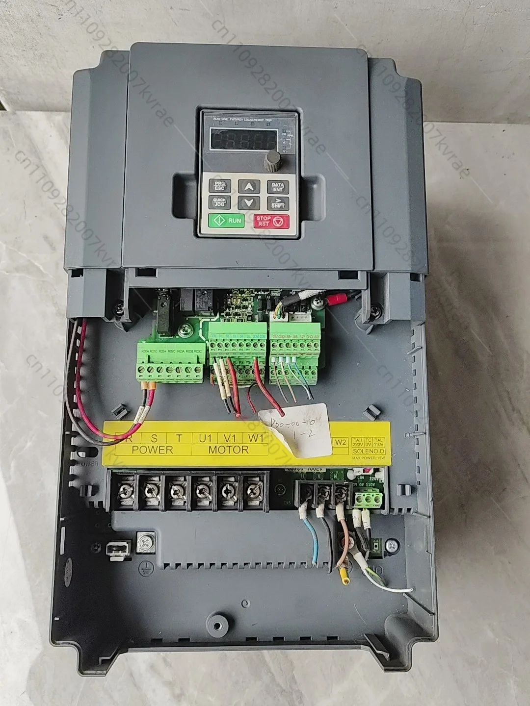 Used frequency converter GD200-01A-7R5G-4-CT, 7.5KW, 380V second-hand
Used frequency converter GD200-01A-7R5G-4-CT, 7.5KW, 380V second-hand