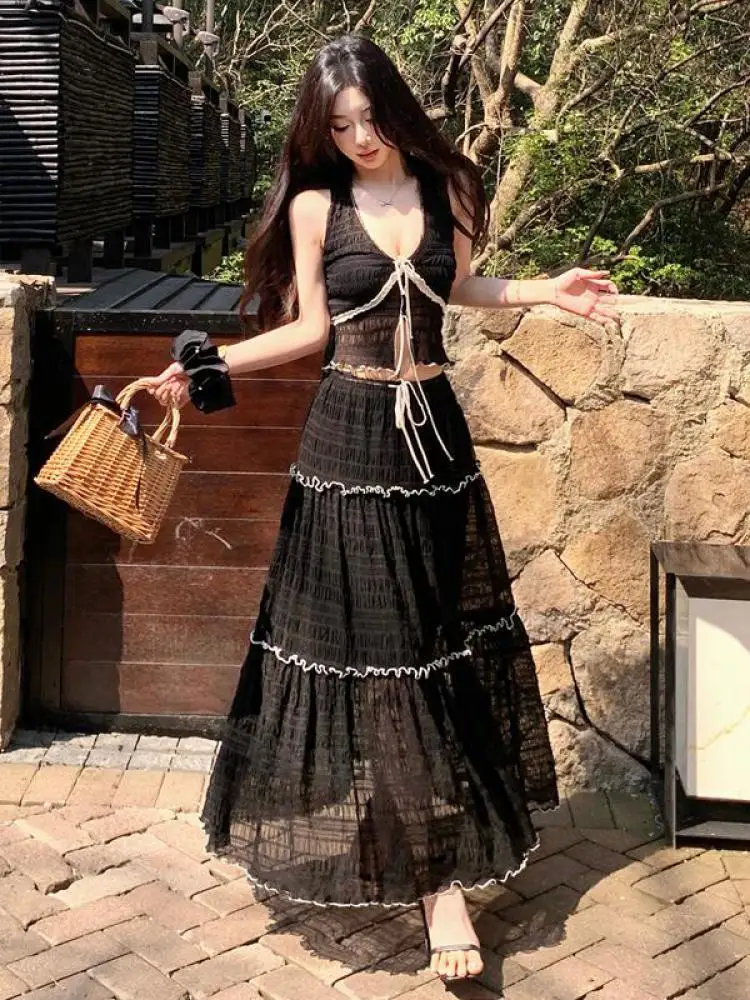 Summer Women Black Patchwork Mesh Slim Backless Halter Short Tops And High Waist Lace-up Long Skirt Sexy Vacation Two Pieces Set
Summer Women Black Patchwork Mesh Slim Backless Halter Short Tops And High Waist Lace-up Long Skirt Sexy Vacation Two Pieces Set