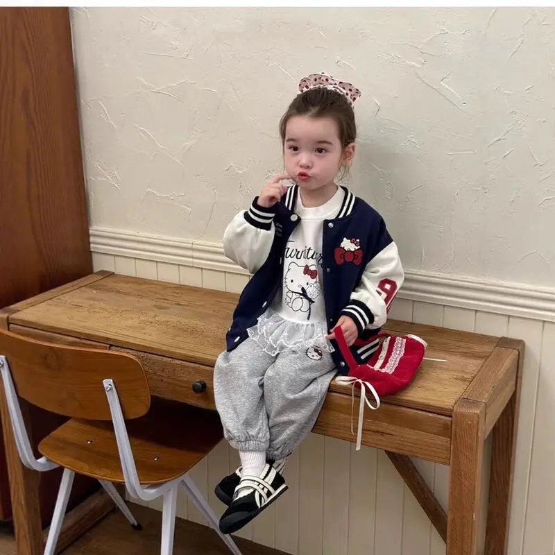 Kawaii Hello Kitty Sanrio Children Cute Cartoon Long Sleeve Jacket Student Comfortable Warm Pants Hoodie Gift for Kids 
Kawaii Hello Kitty Sanrio Children Cute Cartoon Long Sleeve Jacket Student Comfortable Warm Pants Hoodie Gift for Kids