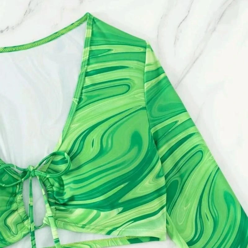 P9FC Two Pieces Bathing Suit, Long Sleeve Swimming Costume and Low Waist Bottom
P9FC Two Pieces Bathing Suit, Long Sleeve Swimming Costume and Low Waist Bottom