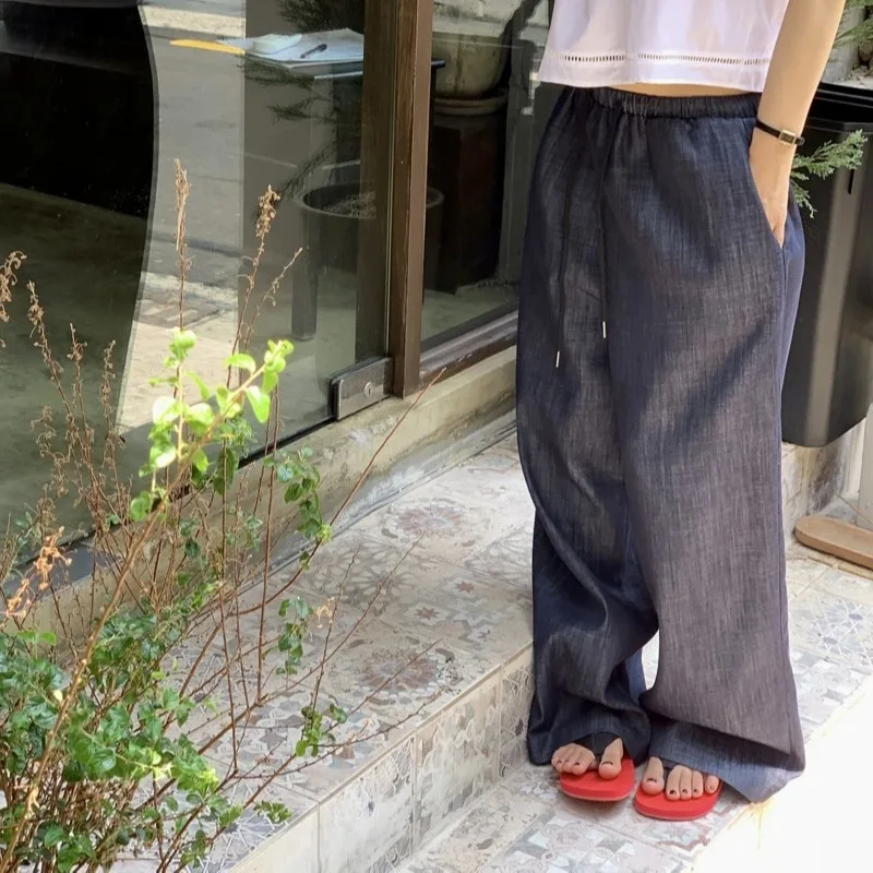 Summer 2026 High Waist Casual Fashionable Korean Style Loose Fit Drawstring Elastic Waist Denim Jeans Versatile Ladies Jeans
Summer 2026 High Waist Casual Fashionable Korean Style Loose Fit Drawstring Elastic Waist Denim Jeans Versatile Ladies Jeans