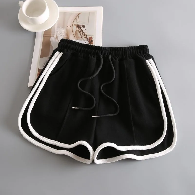 Women's Casual Athletic Shorts Elastic Waist Loose Fit Summer Hot Pants
Women's Casual Athletic Shorts Elastic Waist Loose Fit Summer Hot Pants