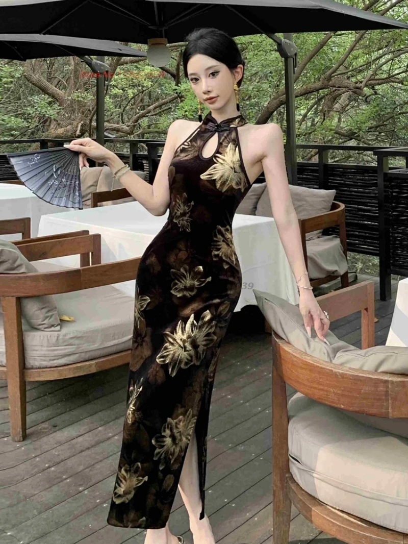 Китайское сексуальное платье 2021, улучшенное бархатное платье Cheongsam с национальным цветочным принтом, без рукавов, Ципао, вечернее платье для ночного клуба, банкета, Ципао
Китайское сексуальное платье 2021, улучшенное бархатное платье Cheongsam с национальным цветочным принтом, без рукавов, Ципао, вечернее платье для ночного клуба, банкета, Ципао