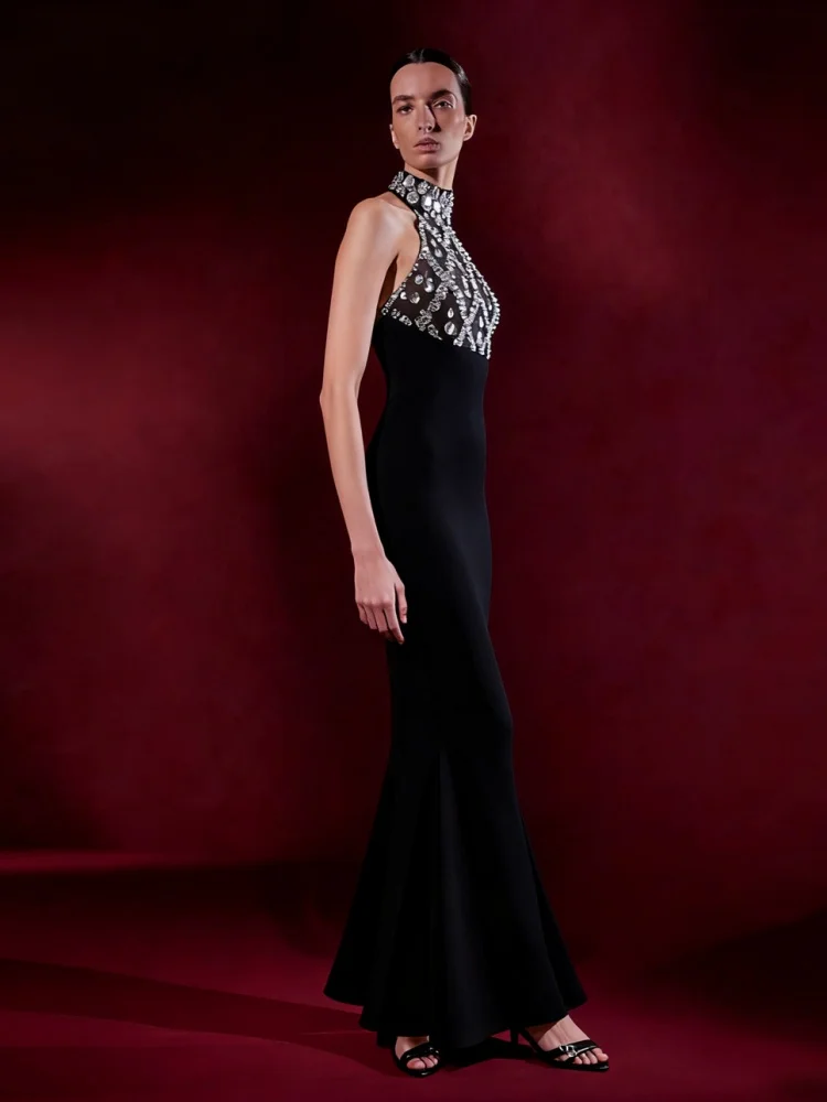 Luxury Black Evening Dresses for Women – Halter Neck Crystal Beaded Mesh Dress Elegant Slim Fit Maxi Gown 2025 New Vestidos
Luxury Black Evening Dresses for Women – Halter Neck Crystal Beaded Mesh Dress Elegant Slim Fit Maxi Gown 2025 New Vestidos