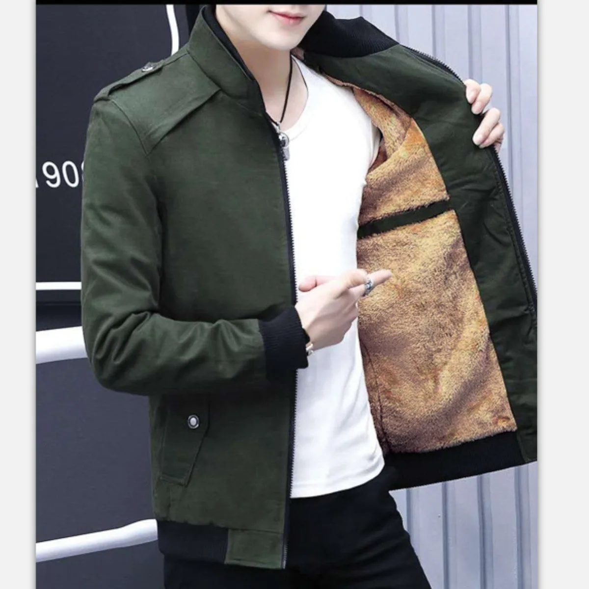 2025 Men's Lightweight Jacket Korean Street Fashion Stand Collar Windbreaker Urban Casual Coat Outdoor Travel Windproof Wear 
2025 Men's Lightweight Jacket Korean Street Fashion Stand Collar Windbreaker Urban Casual Coat Outdoor Travel Windproof Wear