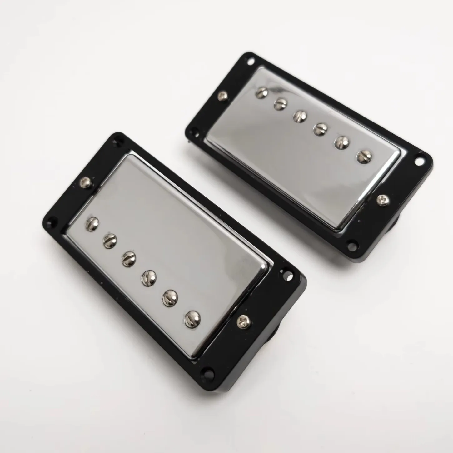 Humbucker Guitar Pickups with 2V2T Wiring Harness 2 Conductor Quick Connect Terminals for LP Style Electric Guitar
Humbucker Guitar Pickups with 2V2T Wiring Harness 2 Conductor Quick Connect Terminals for LP Style Electric Guitar