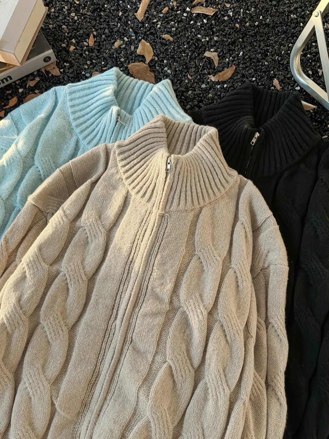 American Retro Zipper Knitted Sweater Men's f High Collar Long Sve Warmth Twist Carrot Sle Casual Outerwear Coat
American Retro Zipper Knitted Sweater Men's f High Collar Long Sve Warmth Twist Carrot Sle Casual Outerwear Coat