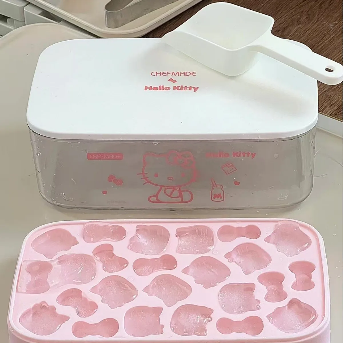 Hello Kitty Cute Home Made Icemaker Sealed With Cover Mini Ice Cube Mold Silicone Ice Grid Furniture Accessories Women Products
Hello Kitty Cute Home Made Icemaker Sealed With Cover Mini Ice Cube Mold Silicone Ice Grid Furniture Accessories Women Products
