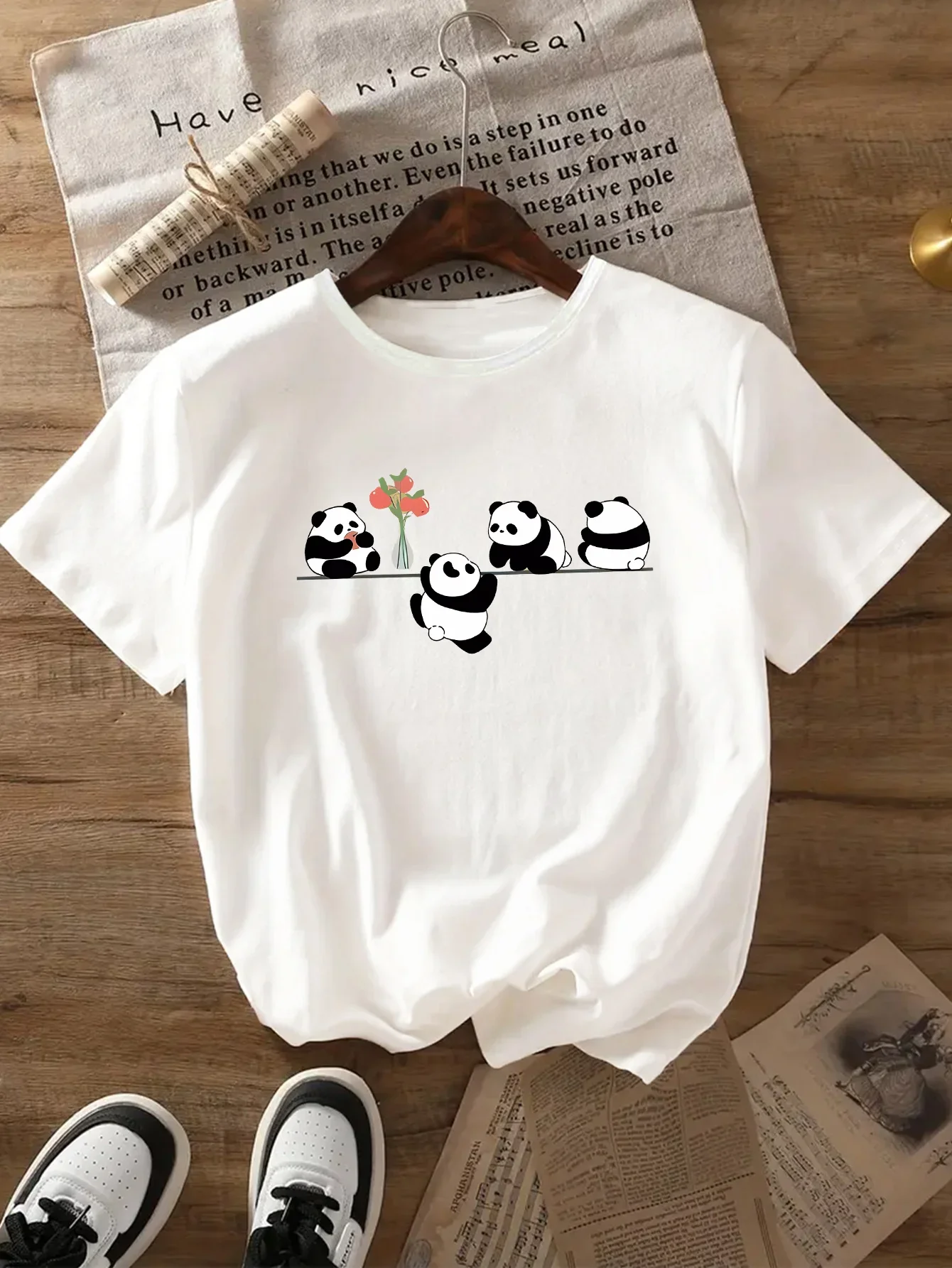 The Cute Pandamangaibl Can Be Used for Various Colors of Holiday Clothing Round Neck Casual T-shirtsand Beautiful Panda Patterns
The Cute Pandamangaibl Can Be Used for Various Colors of Holiday Clothing Round Neck Casual T-shirtsand Beautiful Panda Patterns