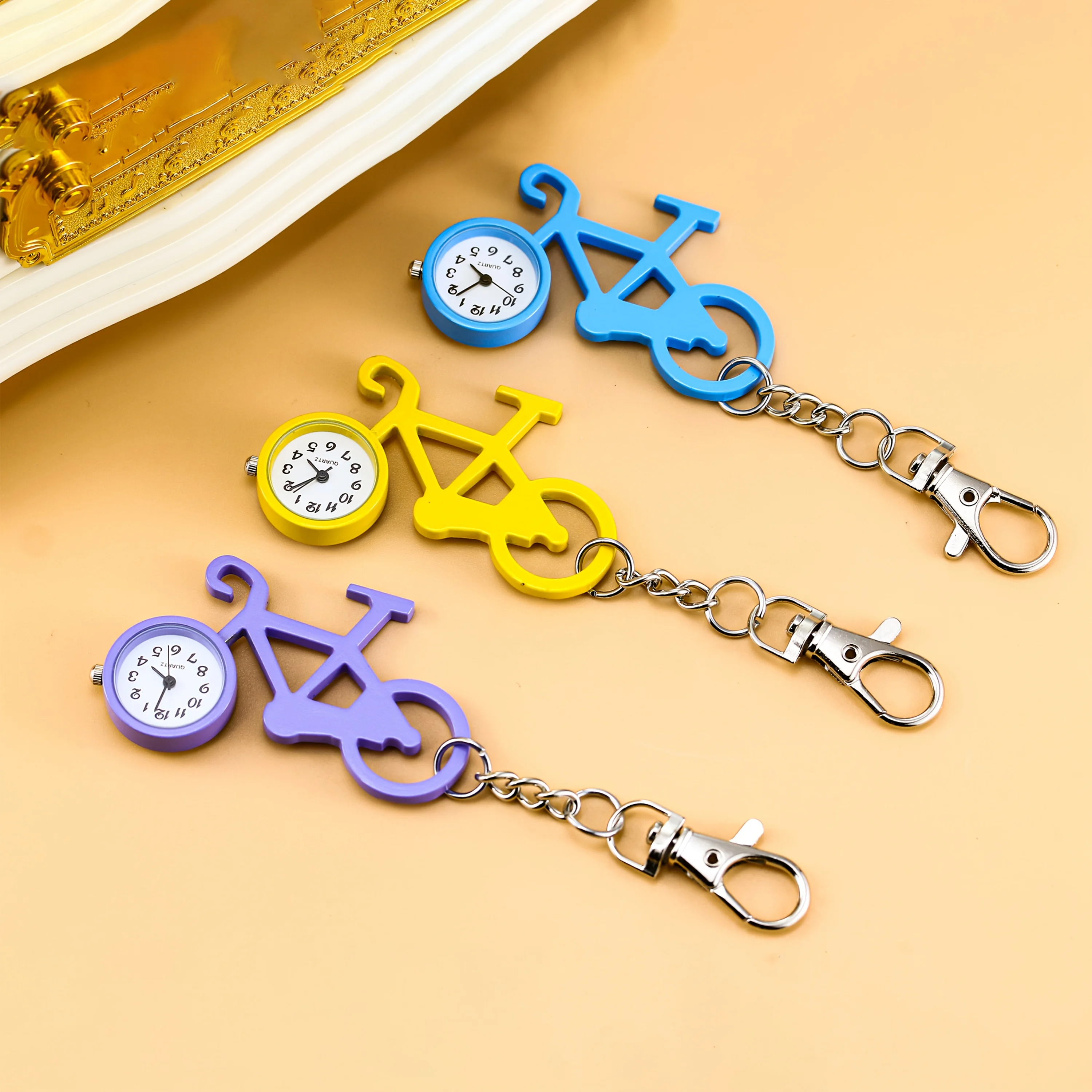 Fashion Trend Bicycle Keychain Hanging Watch Student Nurse Watch Quartz Pocket Watch Exam Pocket Watch Keychain
Fashion Trend Bicycle Keychain Hanging Watch Student Nurse Watch Quartz Pocket Watch Exam Pocket Watch Keychain
