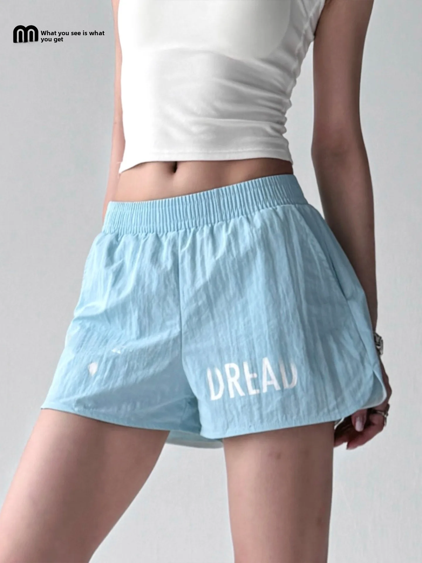 Синие женские повседневные свободные брюки трапециевидной формы с высокой талией, лето 2022, прямые брюки больших размеров из полиэфирного волокна
Синие женские повседневные свободные брюки трапециевидной формы с высокой талией, лето 2022, прямые брюки больших размеров из полиэфирного волокна