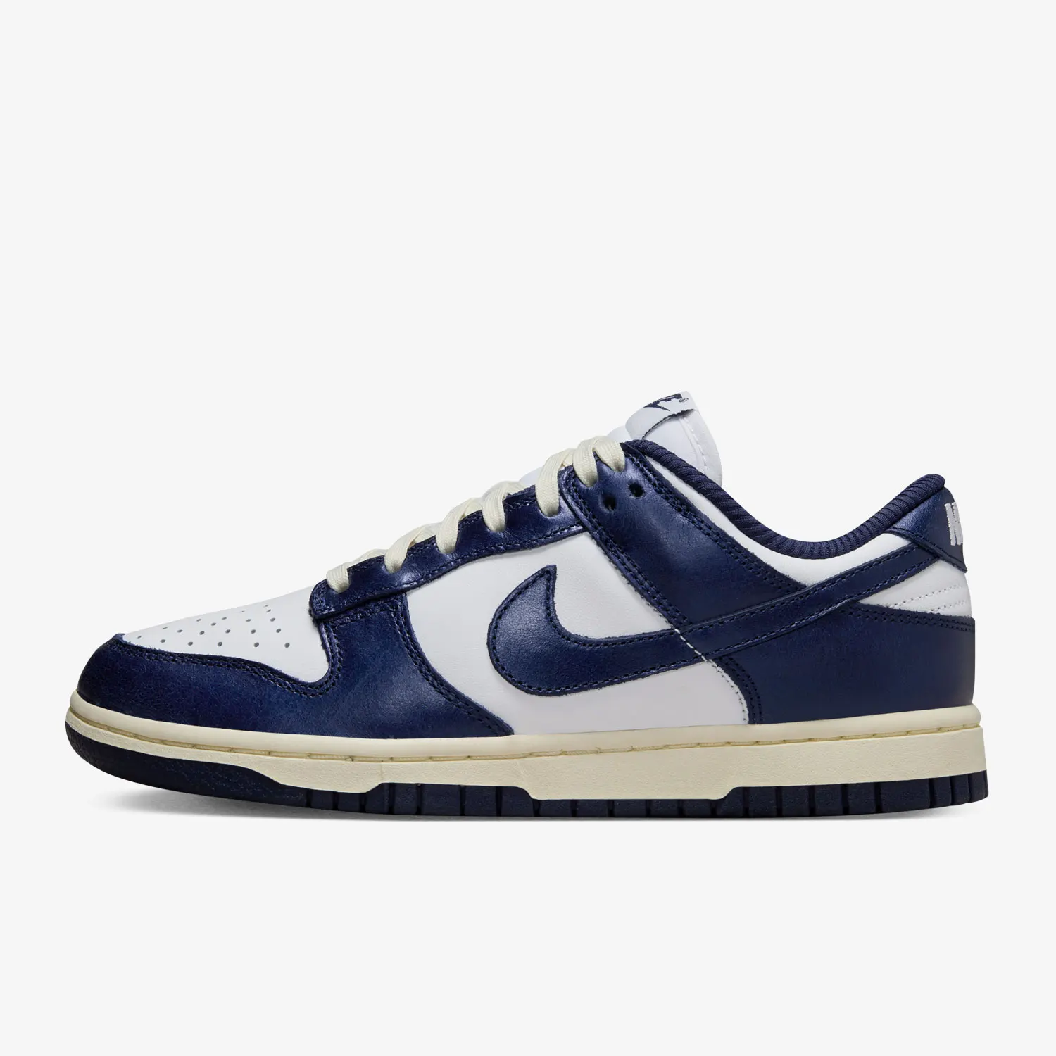 Nike Authentic Dunk New Women's Fashion Lightweight Casual Sneakers FN7197-100
Nike Authentic Dunk New Women's Fashion Lightweight Casual Sneakers FN7197-100