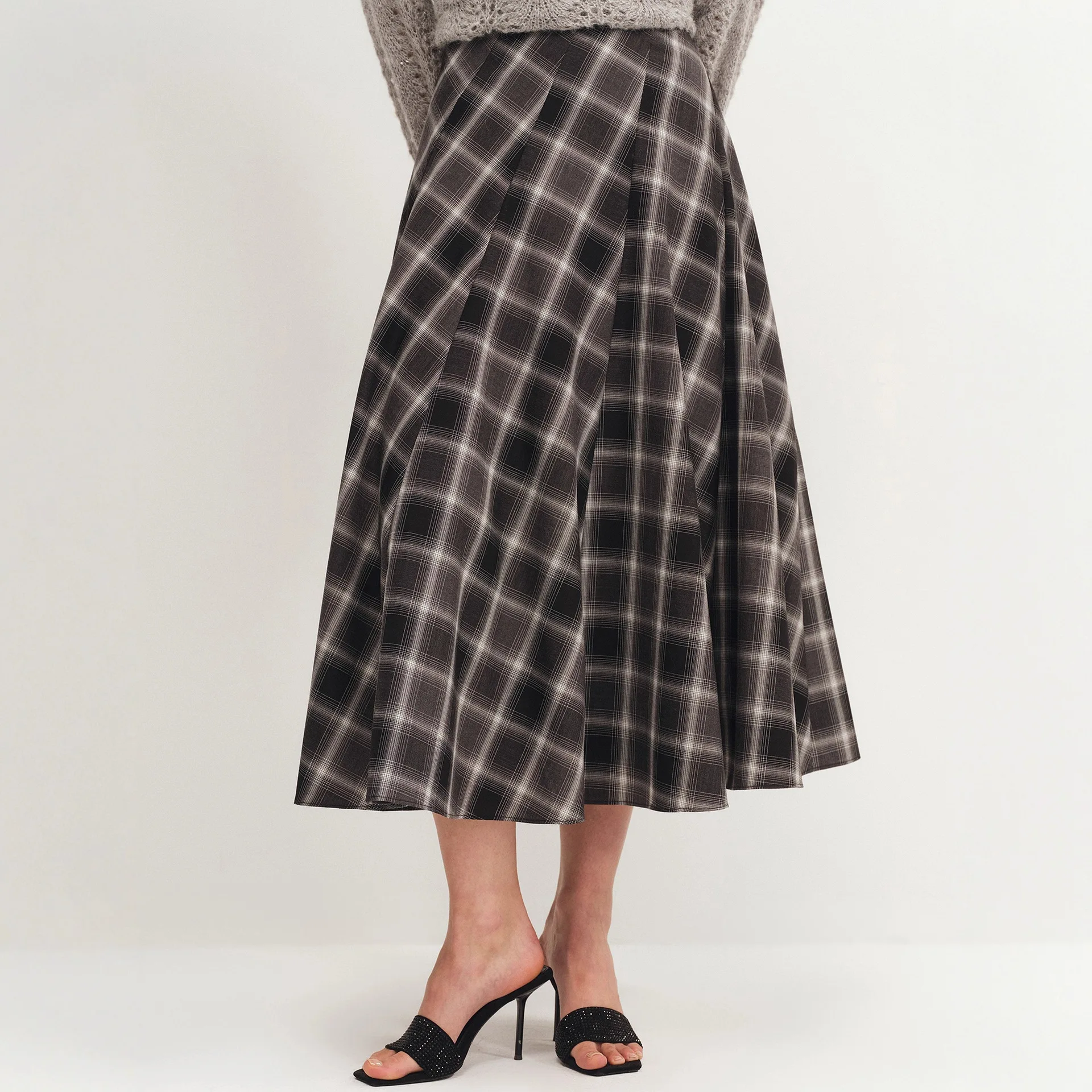New Autumn And Winter Woolen Plaid Long Skirt, Waist-cinching, Slimming A-line Skirt, Large Hem Skirt, Half-length Skirt Y2k、
New Autumn And Winter Woolen Plaid Long Skirt, Waist-cinching, Slimming A-line Skirt, Large Hem Skirt, Half-length Skirt Y2k、