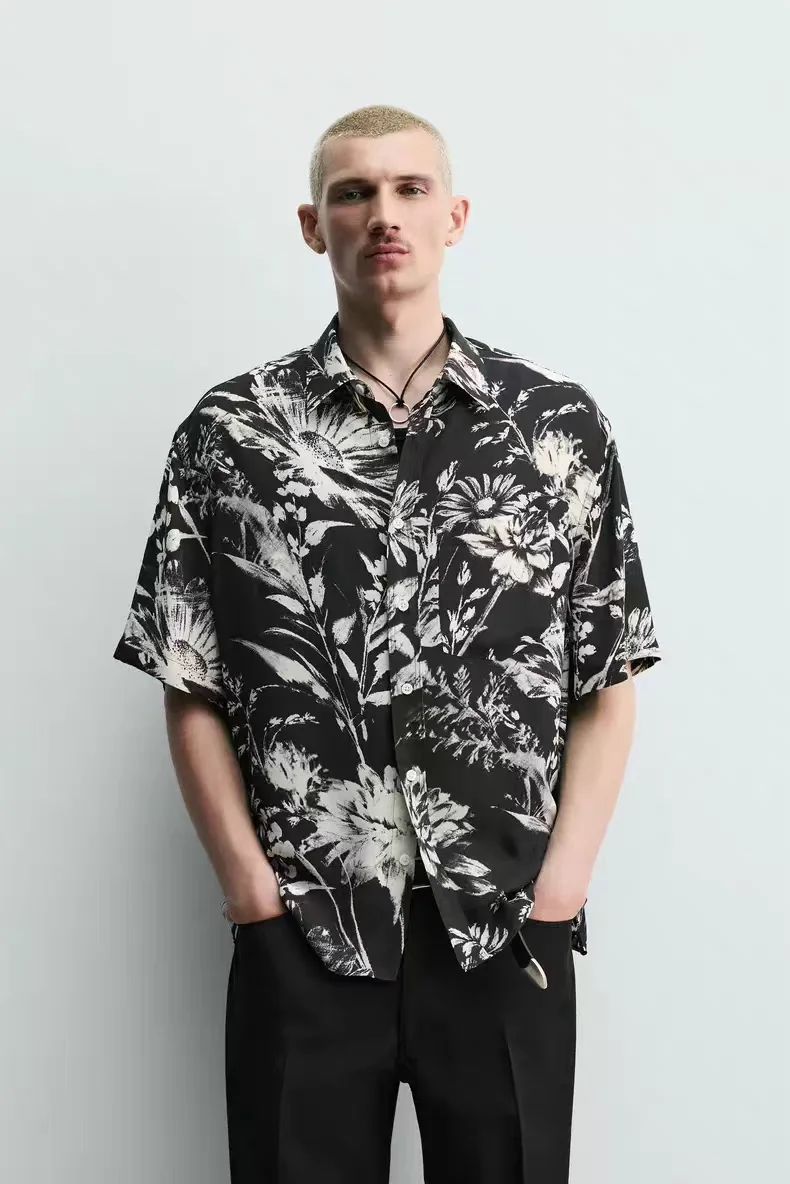 Lightweight Floral Print Loose Short Sleeve Men's Shirt New Summer Collection Comfortable Breathable Casual Style Spring 2026
Lightweight Floral Print Loose Short Sleeve Men's Shirt New Summer Collection Comfortable Breathable Casual Style Spring 2026