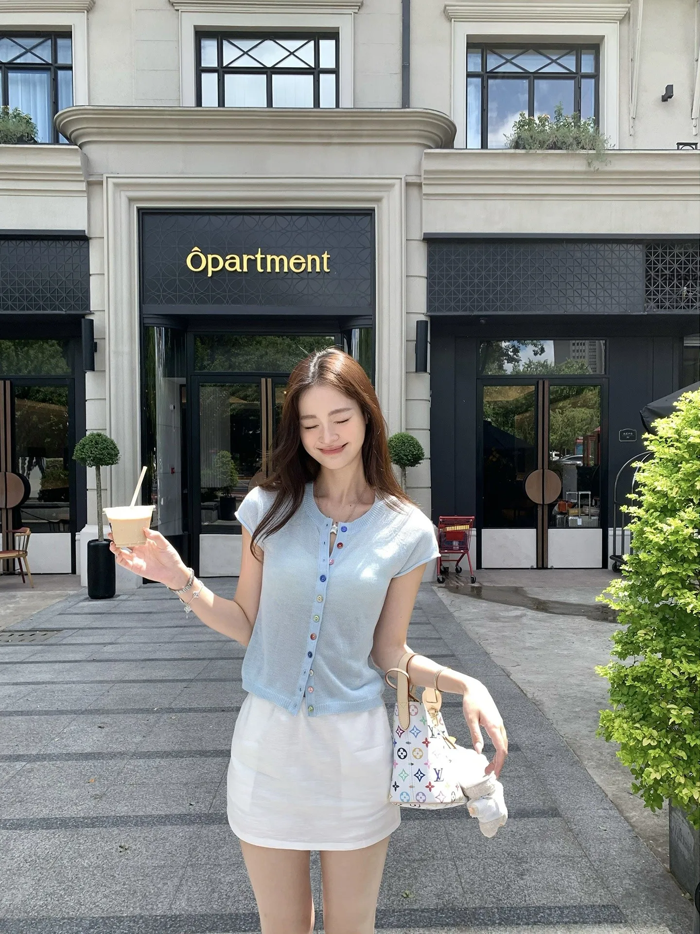 Вязаный кардиган на пуговицах с V-образным вырезом, приталенный, с манжетами, дизайн «Сахарница», корейский стиль, хлопок
Вязаный кардиган на пуговицах с V-образным вырезом, приталенный, с манжетами, дизайн «Сахарница», корейский стиль, хлопок