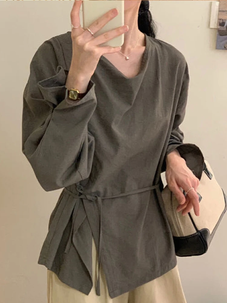 Модный женский светильник irt 2024, осенний длинный све с поясом и пуговицами по бокам, круглый топ в Корейском стиле, свободный крой, фонарь Све
Модный женский светильник irt 2024, осенний длинный све с поясом и пуговицами по бокам, круглый топ в Корейском стиле, свободный крой, фонарь Све