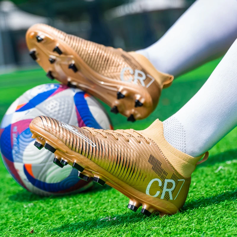 2026 New Low Top Student Football Shoes Youth Sports Shoes with Long And Broken Pins for Training And Matches Professional CR7
2026 New Low Top Student Football Shoes Youth Sports Shoes with Long And Broken Pins for Training And Matches Professional CR7